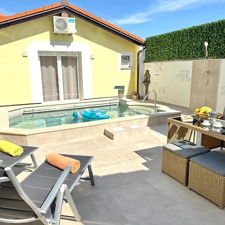Poolside Studio Фажана Экстерьер фото