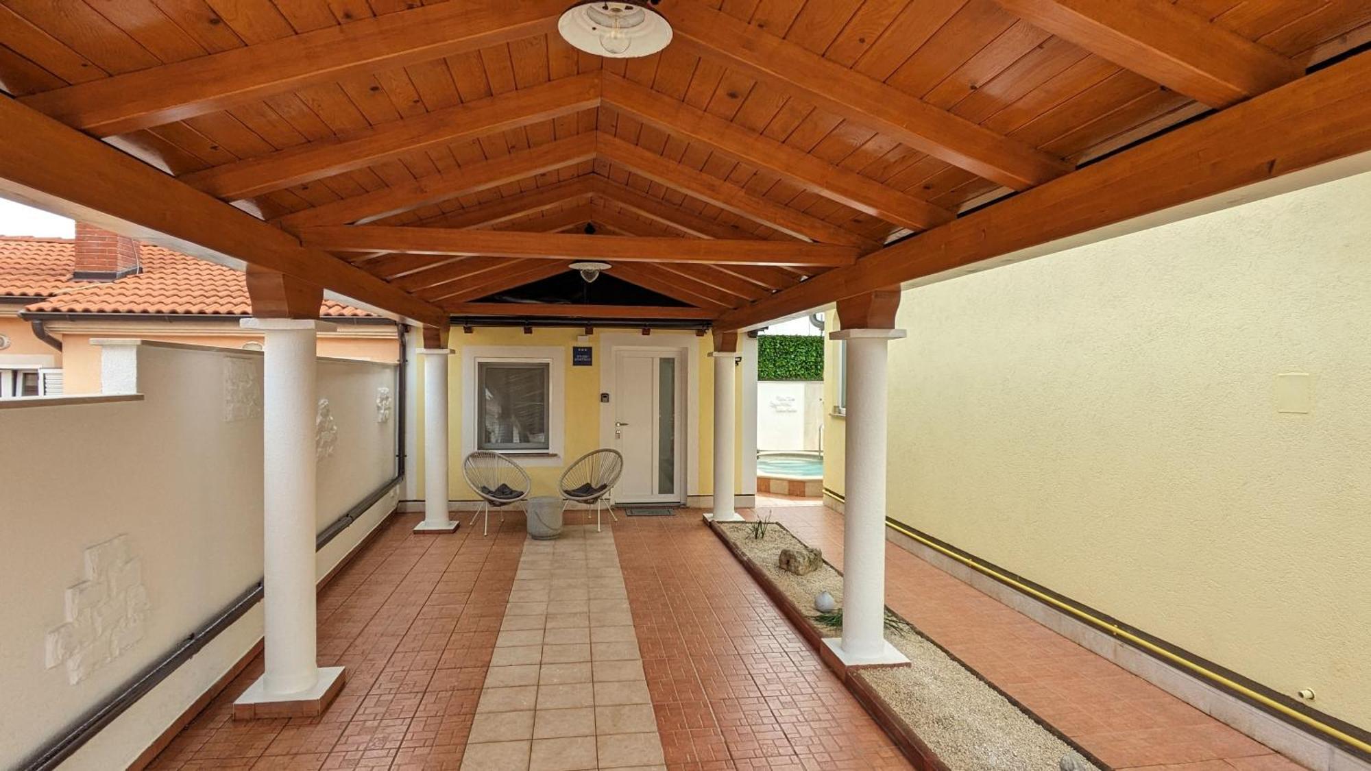 Poolside Studio Фажана Экстерьер фото