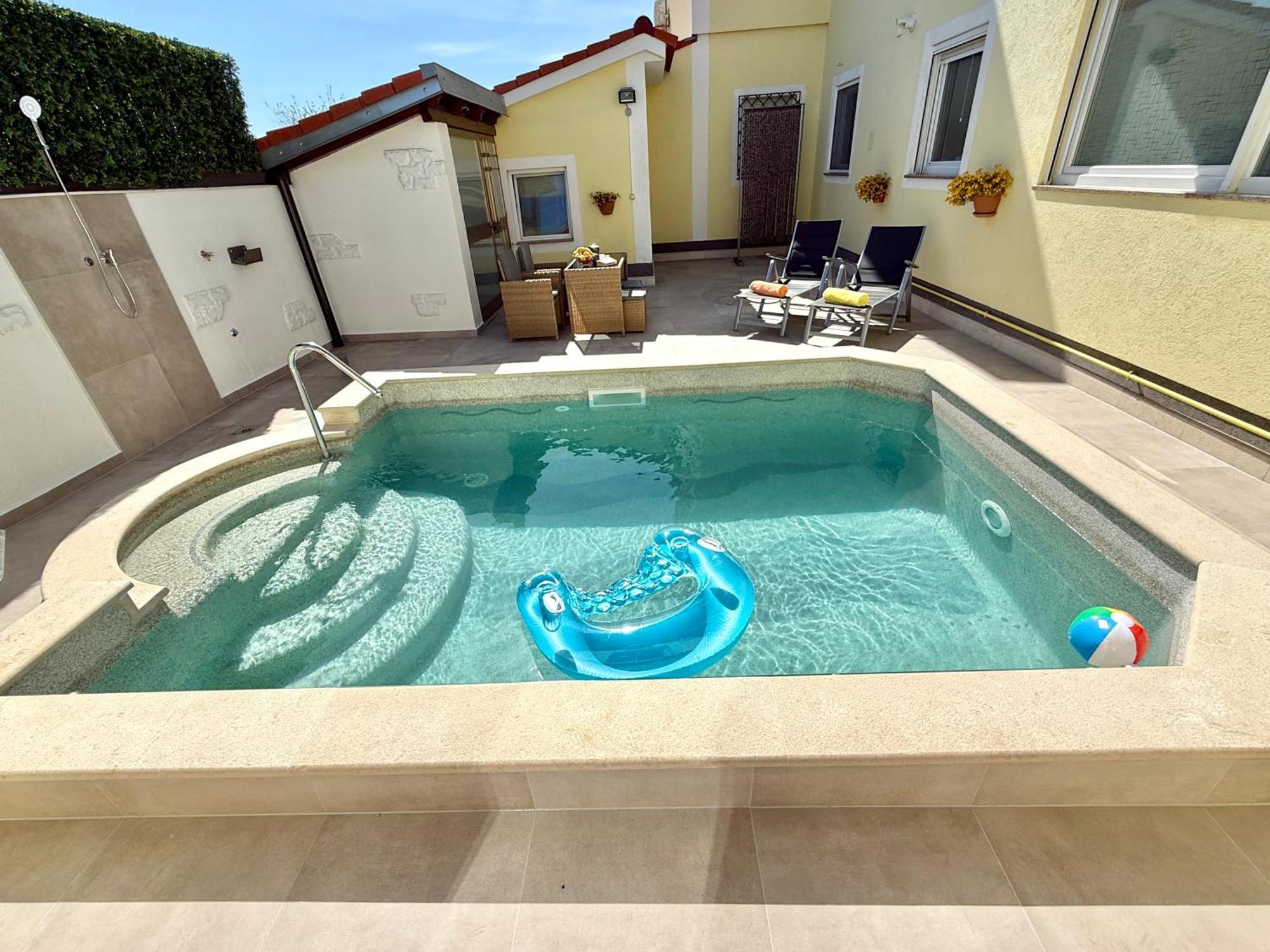 Poolside Studio Фажана Экстерьер фото