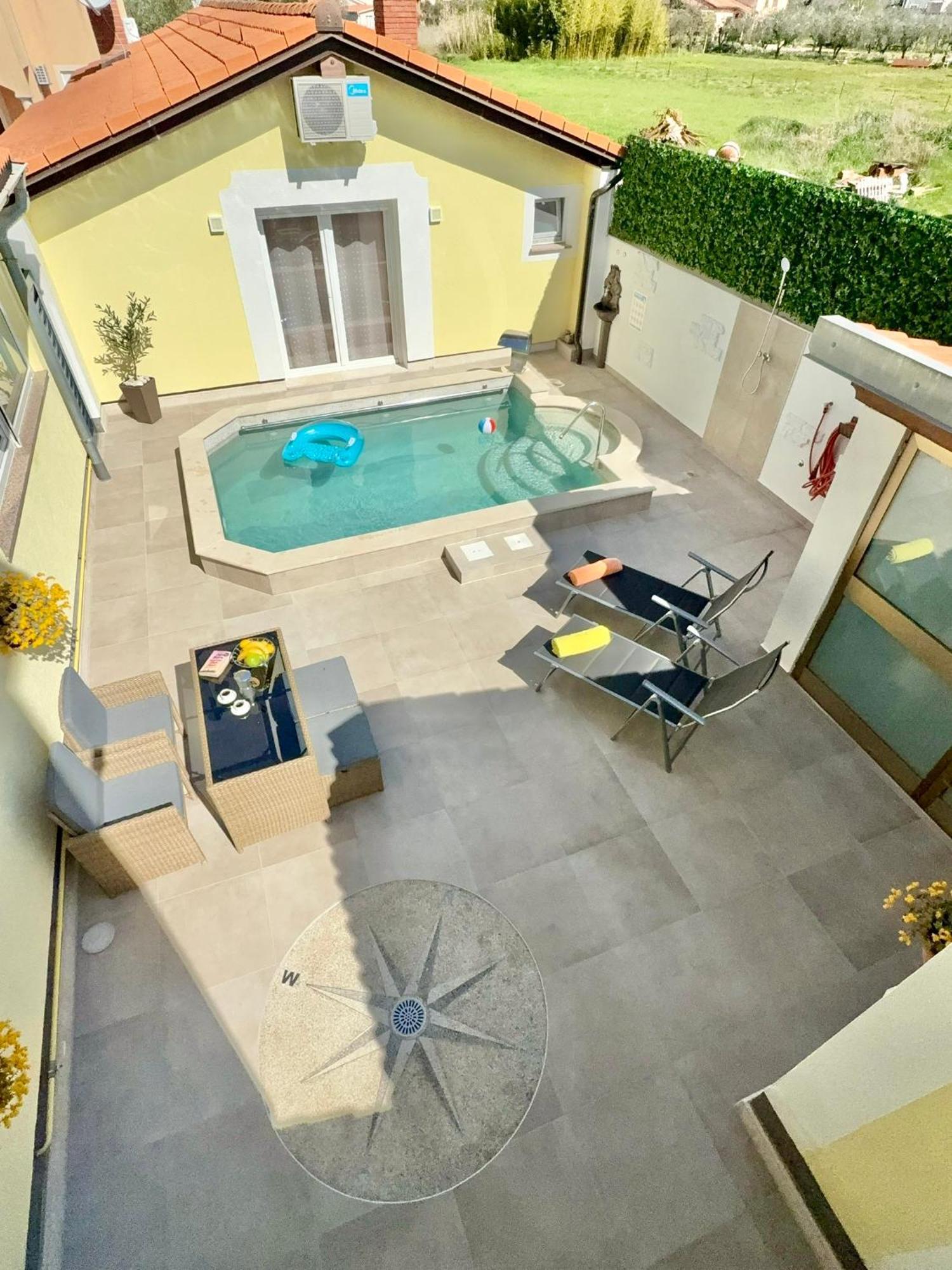 Poolside Studio Фажана Экстерьер фото